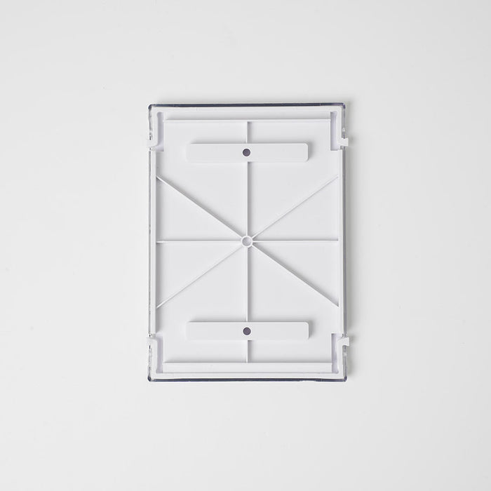 CL-PA6 - Targa linea Clear fondo ABS bianco formato A6