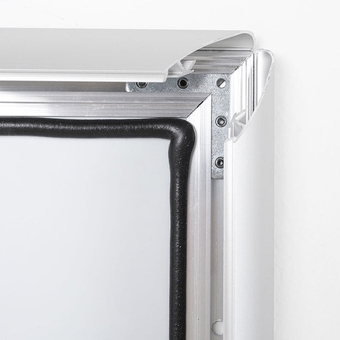 CRPT11/WP - Cornice a scatto impermeabile IP55 frame 35mm angolo vivo PVC anti-riflesso - F.to A4